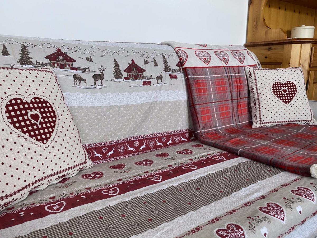 Appartamento Cuore By Ama Val Di Fassa كامبيتيلو دي فاسا المظهر الخارجي الصورة